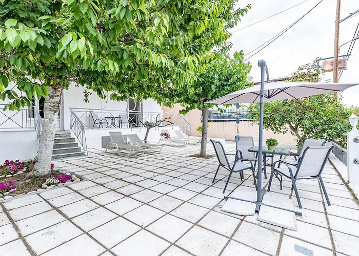Skioni Apartments