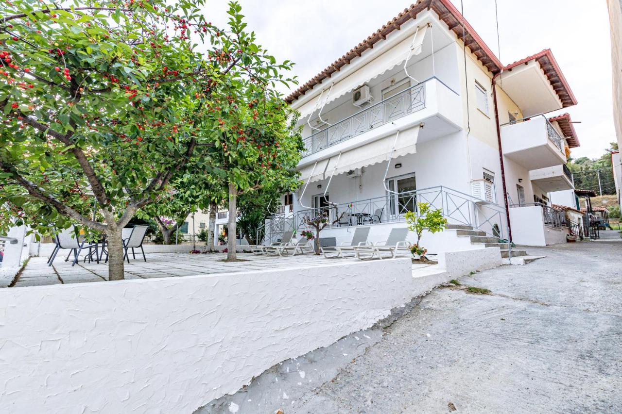 Skioni Apartment *
